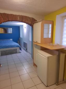 Appartement F1 à vendre - 1 pièce - 20.2 m2 - VIVES - 66 - LANGUEDOC-ROUSSILLON - Century 21 Agence Des Cerisiers