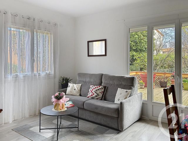 Appartement F3 à vendre - 3 pièces - 68.02 m2 - CERET - 66 - LANGUEDOC-ROUSSILLON - Century 21 Agence Des Cerisiers