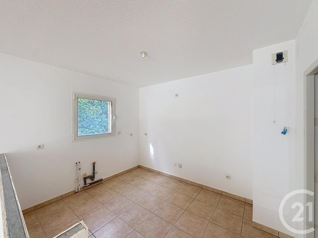 Afficher la photo en grand Appartement F3 à vendre - 3 pièces - 114.01 m2 - CERET - 66 - LANGUEDOC-ROUSSILLON - Century 21 Agence Des Cerisiers