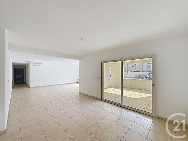 Afficher la photo en grand Appartement F3 à vendre - 3 pièces - 114.01 m2 - CERET - 66 - LANGUEDOC-ROUSSILLON - Century 21 Agence Des Cerisiers
