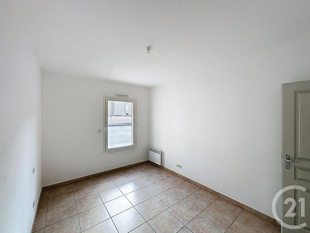 Afficher la photo en grand Appartement F3 à vendre - 3 pièces - 114.01 m2 - CERET - 66 - LANGUEDOC-ROUSSILLON - Century 21 Agence Des Cerisiers