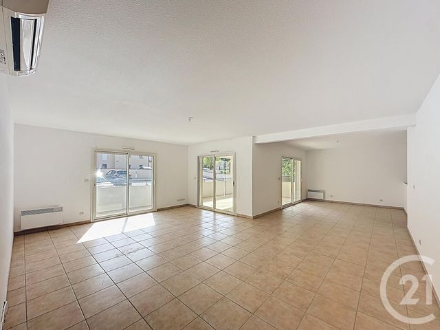 Afficher la photo en grand Appartement F3 à vendre - 3 pièces - 114.01 m2 - CERET - 66 - LANGUEDOC-ROUSSILLON - Century 21 Agence Des Cerisiers