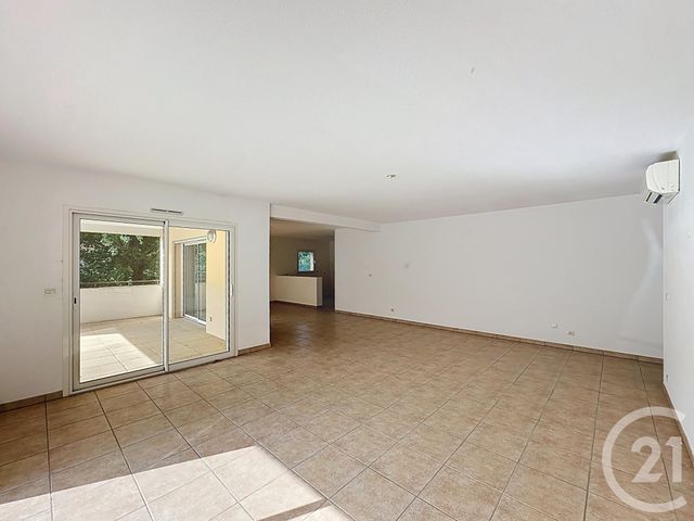 Afficher la photo en grand Appartement F3 à vendre - 3 pièces - 114.01 m2 - CERET - 66 - LANGUEDOC-ROUSSILLON - Century 21 Agence Des Cerisiers