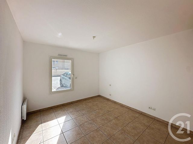 Afficher la photo en grand Appartement F3 à vendre - 3 pièces - 114.01 m2 - CERET - 66 - LANGUEDOC-ROUSSILLON - Century 21 Agence Des Cerisiers