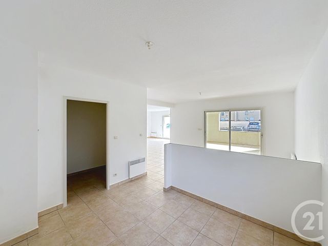 Afficher la photo en grand Appartement F3 à vendre - 3 pièces - 114.01 m2 - CERET - 66 - LANGUEDOC-ROUSSILLON - Century 21 Agence Des Cerisiers