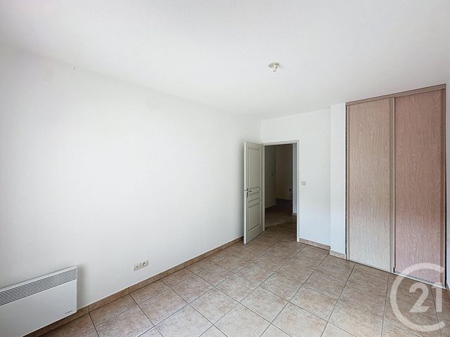 Afficher la photo en grand Appartement F3 à vendre - 3 pièces - 114.01 m2 - CERET - 66 - LANGUEDOC-ROUSSILLON - Century 21 Agence Des Cerisiers
