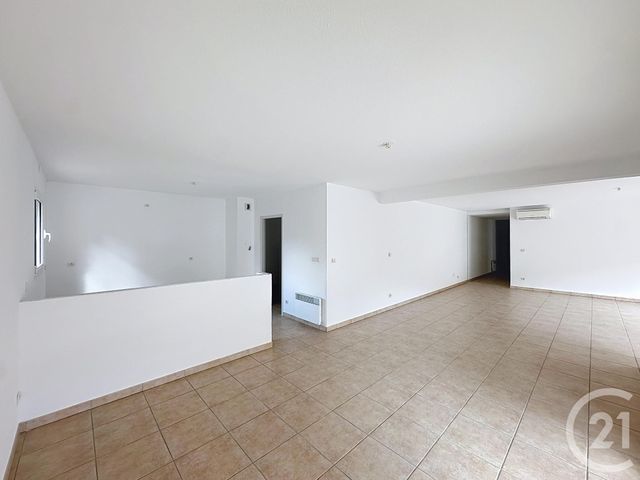 Afficher la photo en grand Appartement F3 à vendre - 3 pièces - 114.01 m2 - CERET - 66 - LANGUEDOC-ROUSSILLON - Century 21 Agence Des Cerisiers