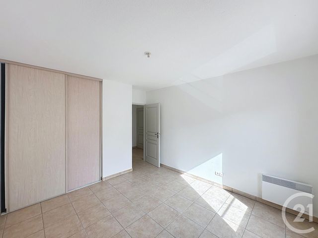 Afficher la photo en grand Appartement F3 à vendre - 3 pièces - 114.01 m2 - CERET - 66 - LANGUEDOC-ROUSSILLON - Century 21 Agence Des Cerisiers