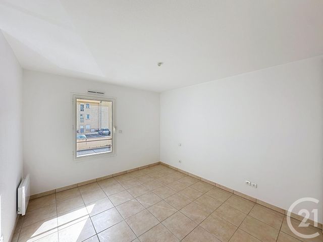 Afficher la photo en grand Appartement F3 à vendre - 3 pièces - 114.01 m2 - CERET - 66 - LANGUEDOC-ROUSSILLON - Century 21 Agence Des Cerisiers