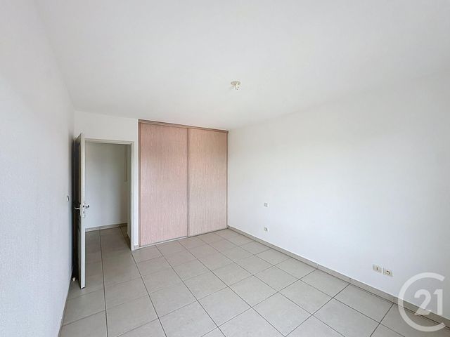 Afficher la photo en grand Appartement F3 à vendre - 3 pièces - 120.36 m2 - CERET - 66 - LANGUEDOC-ROUSSILLON - Century 21 Agence Des Cerisiers