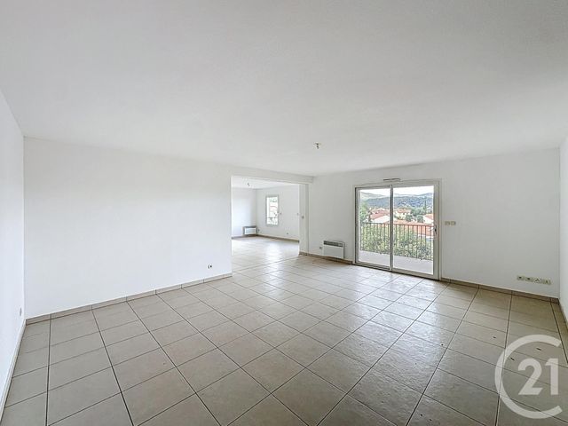 Afficher la photo en grand Appartement F3 à vendre - 3 pièces - 120.36 m2 - CERET - 66 - LANGUEDOC-ROUSSILLON - Century 21 Agence Des Cerisiers