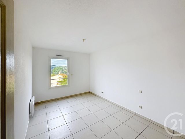 Afficher la photo en grand Appartement F3 à vendre - 3 pièces - 120.36 m2 - CERET - 66 - LANGUEDOC-ROUSSILLON - Century 21 Agence Des Cerisiers