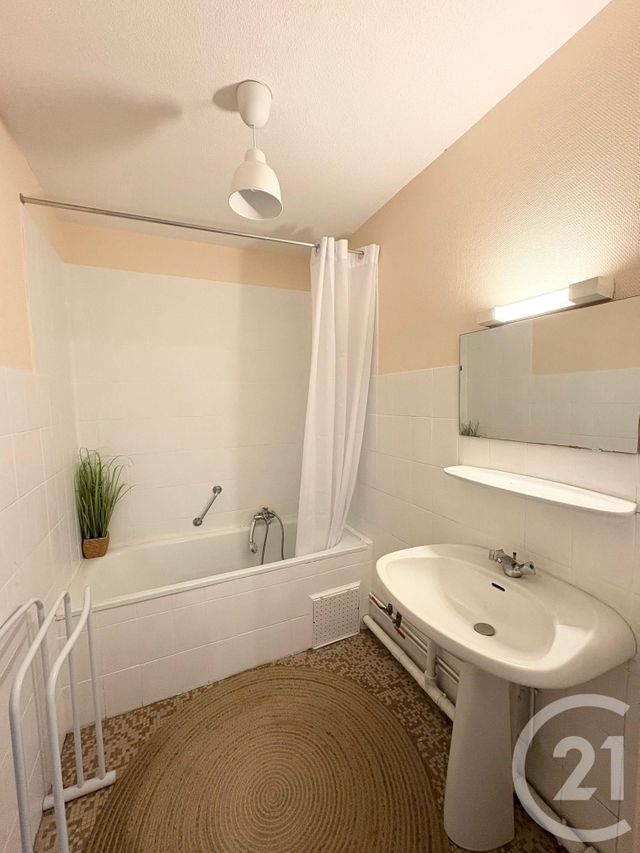 Appartement F3 à vendre - 3 pièces - 54.0 m2 - AMELIE LES BAINS PALALDA - 66 - LANGUEDOC-ROUSSILLON - Century 21 Agence Des Cerisiers