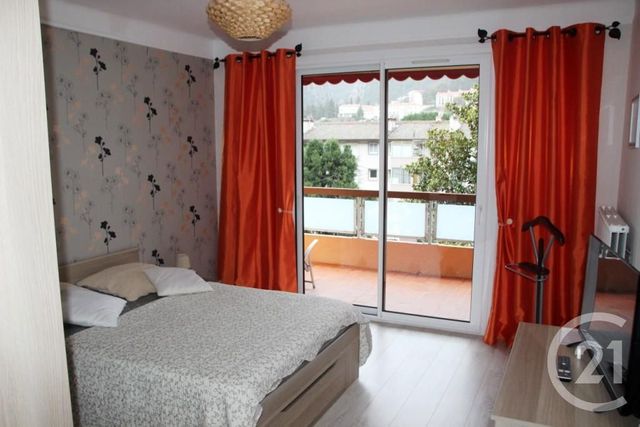 Appartement F3 à vendre - 3 pièces - 71.5 m2 - AMELIE LES BAINS PALALDA - 66 - LANGUEDOC-ROUSSILLON - Century 21 Agence Des Cerisiers