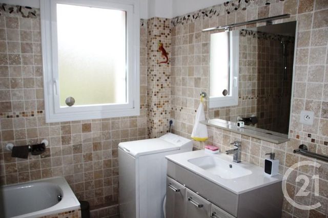 Appartement F3 à vendre - 3 pièces - 71.5 m2 - AMELIE LES BAINS PALALDA - 66 - LANGUEDOC-ROUSSILLON - Century 21 Agence Des Cerisiers