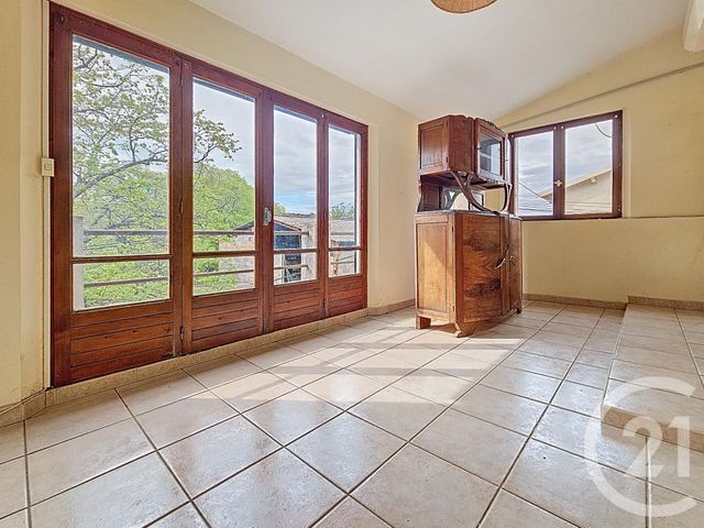 Afficher la photo en grand Appartement F3 à vendre - 3 pièces - 75.48 m2 - CERET - 66 - LANGUEDOC-ROUSSILLON - Century 21 Agence Des Cerisiers