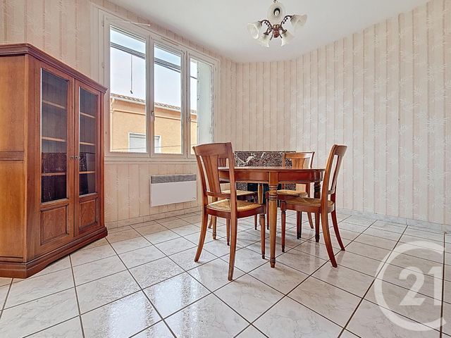 Afficher la photo en grand Appartement F3 à vendre - 3 pièces - 75.48 m2 - CERET - 66 - LANGUEDOC-ROUSSILLON - Century 21 Agence Des Cerisiers