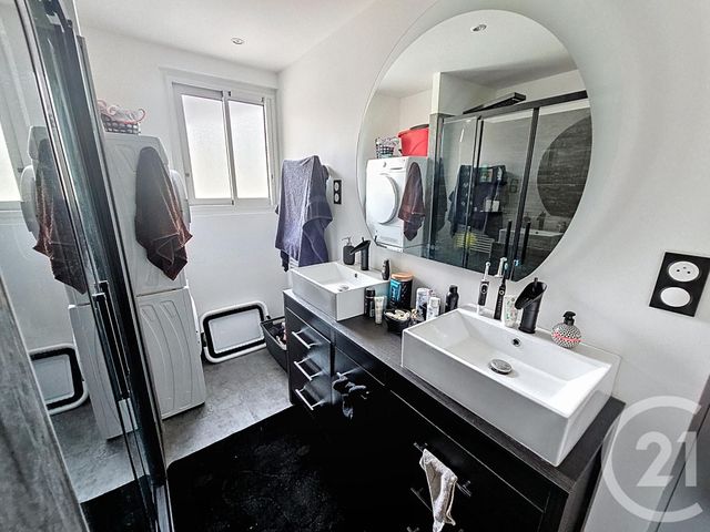 Appartement F2 à vendre - 2 pièces - 54.75 m2 - AMELIE LES BAINS PALALDA - 66 - LANGUEDOC-ROUSSILLON - Century 21 Agence Des Cerisiers