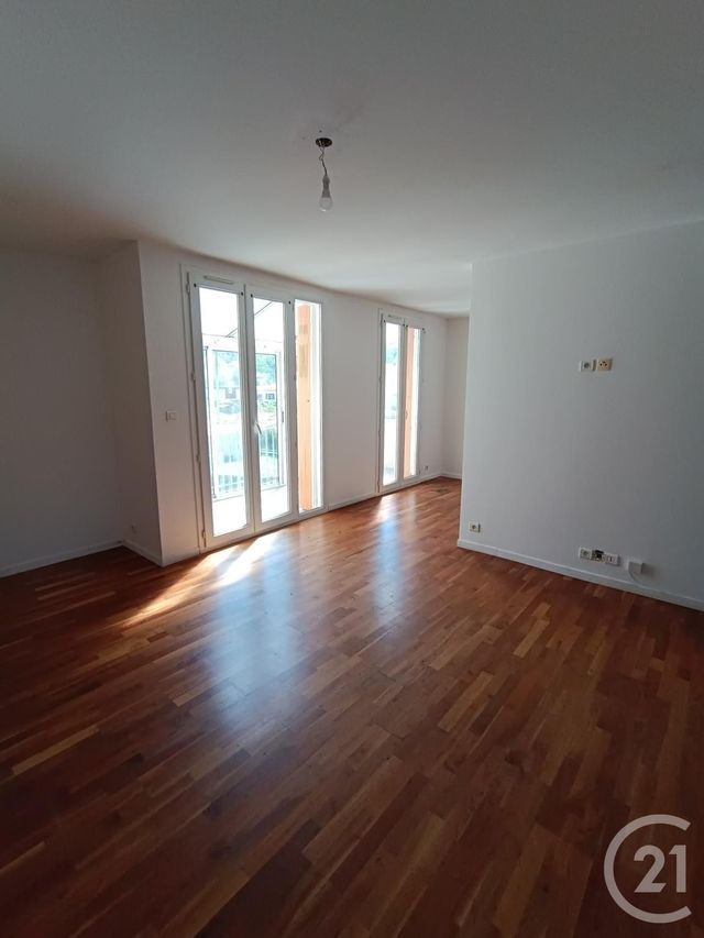 Appartement F4 à vendre - 4 pièces - 82.11 m2 - AMELIE LES BAINS PALALDA - 66 - LANGUEDOC-ROUSSILLON - Century 21 Agence Des Cerisiers