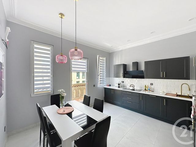 Appartement F3 à vendre - 3 pièces - 94.19 m2 - AMELIE LES BAINS PALALDA - 66 - LANGUEDOC-ROUSSILLON - Century 21 Agence Des Cerisiers