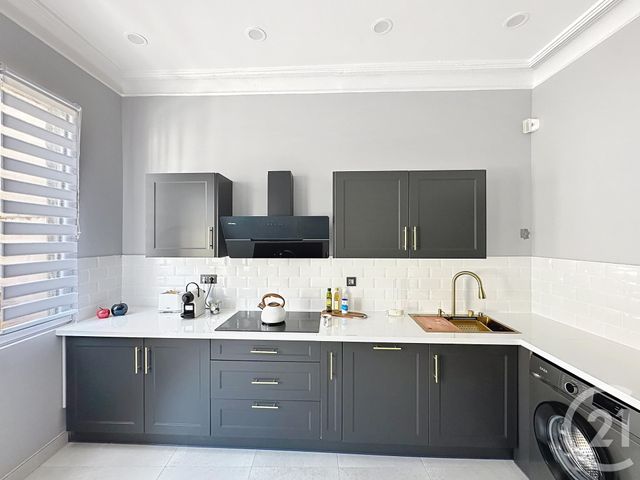 Appartement F3 à vendre - 3 pièces - 94.19 m2 - AMELIE LES BAINS PALALDA - 66 - LANGUEDOC-ROUSSILLON - Century 21 Agence Des Cerisiers