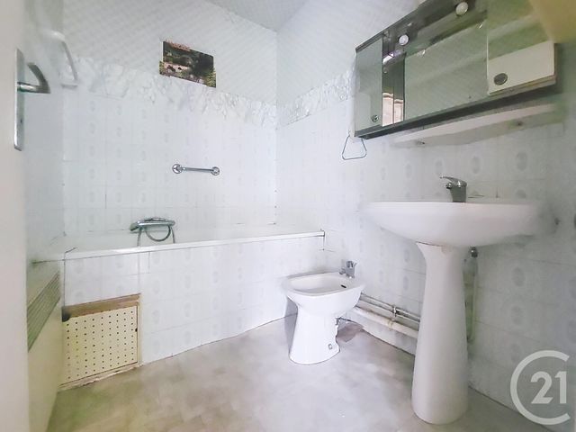 Appartement F3 à vendre - 3 pièces - 56.0 m2 - AMELIE LES BAINS PALALDA - 66 - LANGUEDOC-ROUSSILLON - Century 21 Agence Des Cerisiers