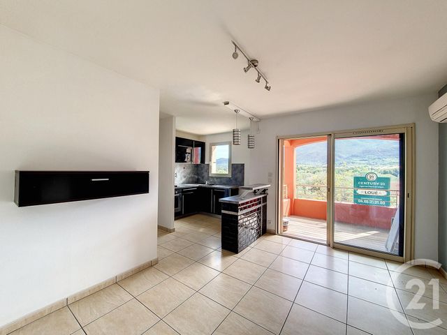 Appartement F2 à louer - 2 pièces - 34.14 m2 - CERET - 66 - LANGUEDOC-ROUSSILLON - Century 21 Agence Des Cerisiers