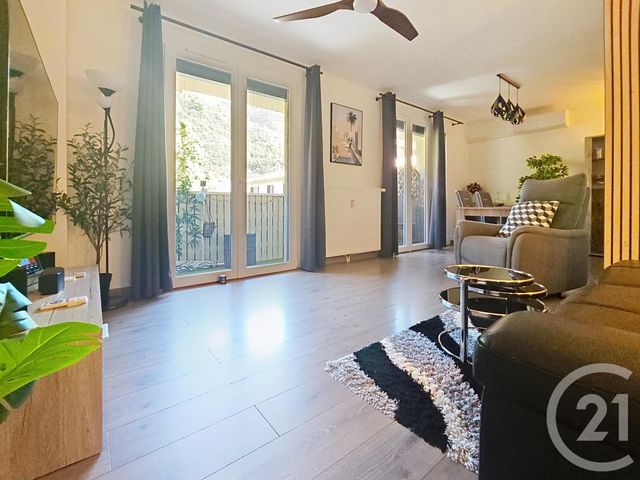 Afficher la photo en grand Appartement F3 à vendre - 3 pièces - 67.24 m2 - AMELIE LES BAINS PALALDA - 66 - LANGUEDOC-ROUSSILLON - Century 21 Agence Des Cerisiers