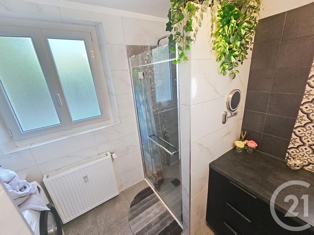 Afficher la photo en grand Appartement F3 à vendre - 3 pièces - 67.24 m2 - AMELIE LES BAINS PALALDA - 66 - LANGUEDOC-ROUSSILLON - Century 21 Agence Des Cerisiers