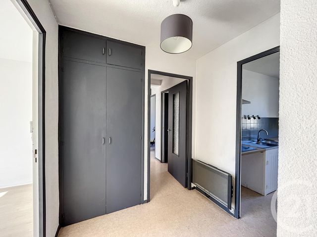 Appartement à louer - 3 pièces - 70.25 m2 - AMELIE LES BAINS PALALDA - 66 - LANGUEDOC-ROUSSILLON - Century 21 Agence Des Cerisiers