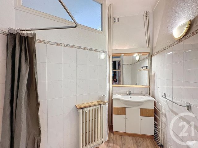 Afficher la photo en grand immeuble à vendre - 123.41 m2 - AMELIE LES BAINS PALALDA - 66 - LANGUEDOC-ROUSSILLON - Century 21 Agence Des Cerisiers