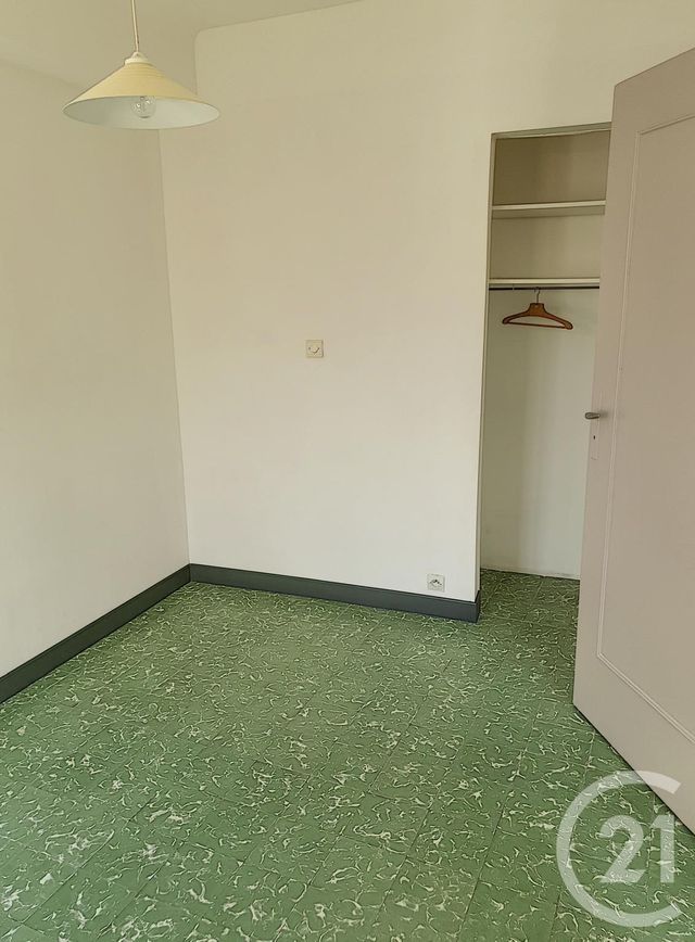 Appartement F2 à vendre - 2 pièces - 34.19 m2 - CERET - 66 - LANGUEDOC-ROUSSILLON - Century 21 Agence Des Cerisiers