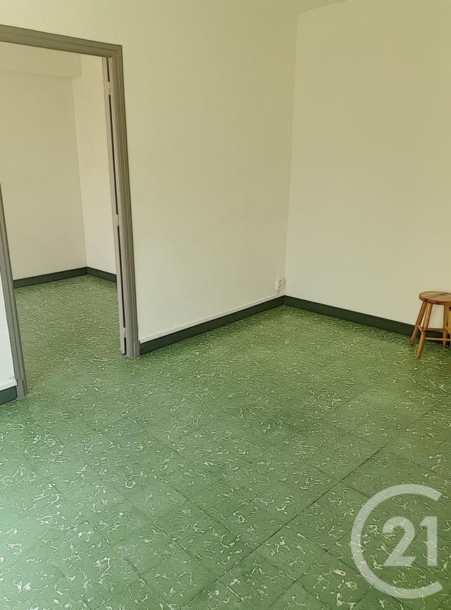 Appartement F2 à vendre - 2 pièces - 34.19 m2 - CERET - 66 - LANGUEDOC-ROUSSILLON - Century 21 Agence Des Cerisiers