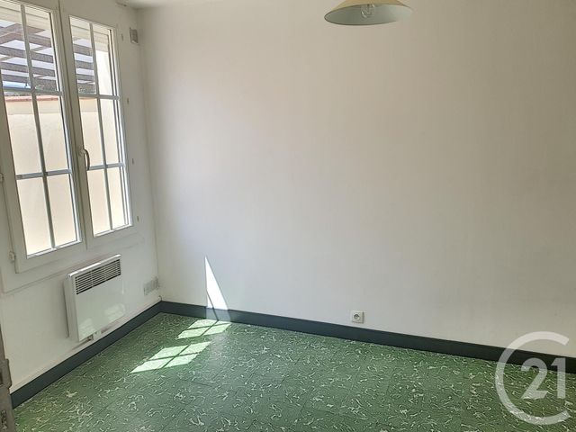 Appartement F2 à vendre - 2 pièces - 34.19 m2 - CERET - 66 - LANGUEDOC-ROUSSILLON - Century 21 Agence Des Cerisiers