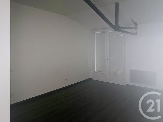 Appartement F3 bis à vendre - 5 pièces - 95.09 m2 - CERET - 66 - LANGUEDOC-ROUSSILLON - Century 21 Agence Des Cerisiers