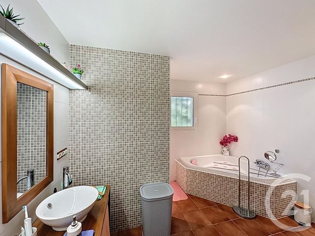 maison à vendre - 6 pièces - 173.2 m2 - ARLES SUR TECH - 66 - LANGUEDOC-ROUSSILLON - Century 21 Agence Des Cerisiers