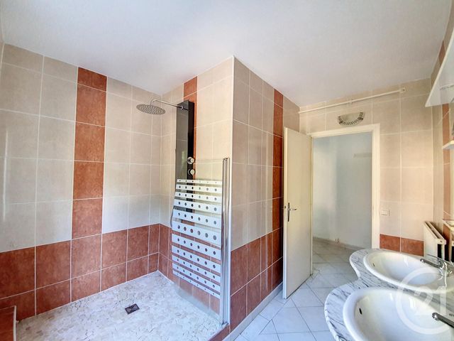 Appartement F2 à louer - 2 pièces - 52.85 m2 - AMELIE LES BAINS PALALDA - 66 - LANGUEDOC-ROUSSILLON - Century 21 Agence Des Cerisiers