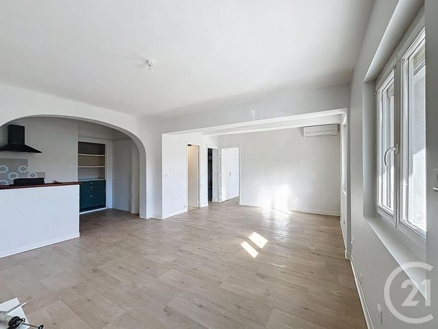 Appartement F3 à louer - 3 pièces - 65.78 m2 - ST JEAN PLA DE CORTS - 66 - LANGUEDOC-ROUSSILLON - Century 21 Agence Des Cerisiers