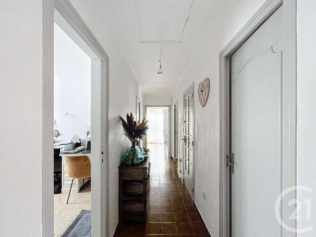 Appartement F4 à louer - 4 pièces - 94.55 m2 - CERET - 66 - LANGUEDOC-ROUSSILLON - Century 21 Agence Des Cerisiers
