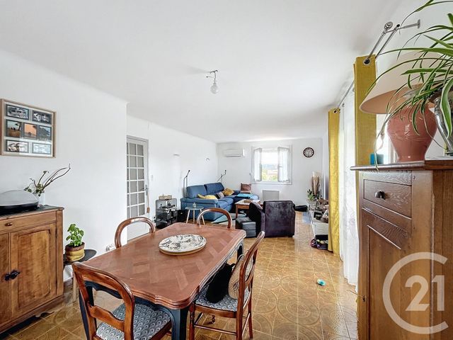 Appartement F4 à louer - 4 pièces - 94.55 m2 - CERET - 66 - LANGUEDOC-ROUSSILLON - Century 21 Agence Des Cerisiers