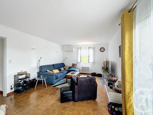 Appartement F4 à louer - 4 pièces - 94.55 m2 - CERET - 66 - LANGUEDOC-ROUSSILLON - Century 21 Agence Des Cerisiers