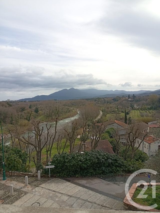 Appartement F3 à vendre - 3 pièces - 47.62 m2 - CERET - 66 - LANGUEDOC-ROUSSILLON - Century 21 Agence Des Cerisiers