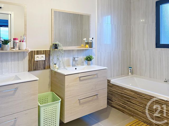 maison à vendre - 5 pièces - 129.89 m2 - MONTESQUIEU DES ALBERES - 66 - LANGUEDOC-ROUSSILLON - Century 21 Agence Des Cerisiers