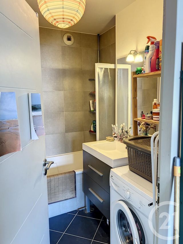 Appartement Studio à louer - 1 pièce - 37.75 m2 - CERET - 66 - LANGUEDOC-ROUSSILLON - Century 21 Agence Des Cerisiers