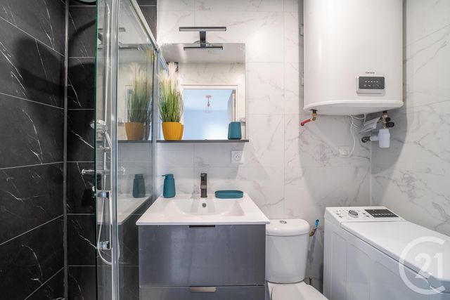 Appartement F2 à louer - 2 pièces - 27.04 m2 - LE BOULOU - 66 - LANGUEDOC-ROUSSILLON - Century 21 Agence Des Cerisiers