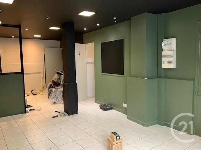 Appartement Local à vendre - 1 pièce - 36.0 m2 - CERET - 66 - LANGUEDOC-ROUSSILLON - Century 21 Agence Des Cerisiers