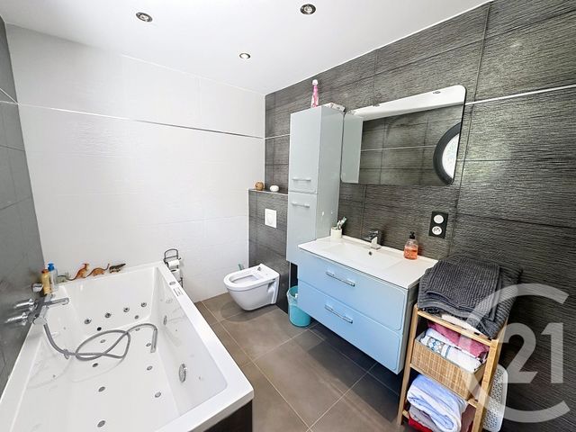 maison à vendre - 4 pièces - 123.12 m2 - MAUREILLAS LAS ILLAS - 66 - LANGUEDOC-ROUSSILLON - Century 21 Agence Des Cerisiers