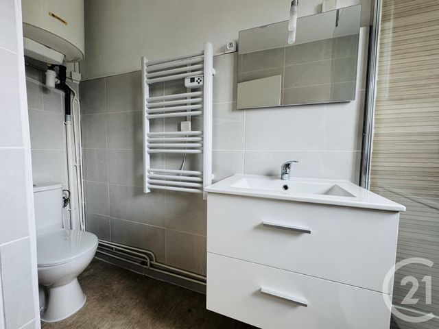 Appartement T2 à vendre - 2 pièces - 45.43 m2 - AMELIE LES BAINS PALALDA - 66 - LANGUEDOC-ROUSSILLON - Century 21 Agence Des Cerisiers
