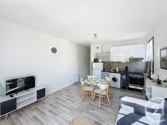 Appartement F2 à vendre - 2 pièces - 37.24 m2 - ARLES SUR TECH - 66 - LANGUEDOC-ROUSSILLON - Century 21 Agence Des Cerisiers