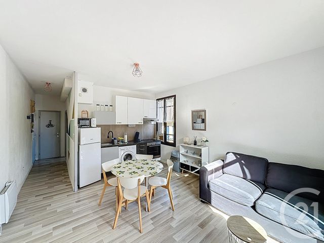 Appartement F2 à vendre - 2 pièces - 37.24 m2 - ARLES SUR TECH - 66 - LANGUEDOC-ROUSSILLON - Century 21 Agence Des Cerisiers